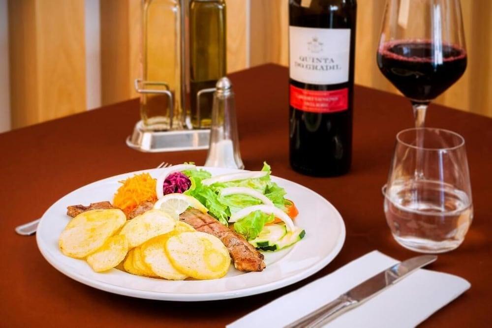 Ribeiro Hotel ファティマ エクステリア 写真